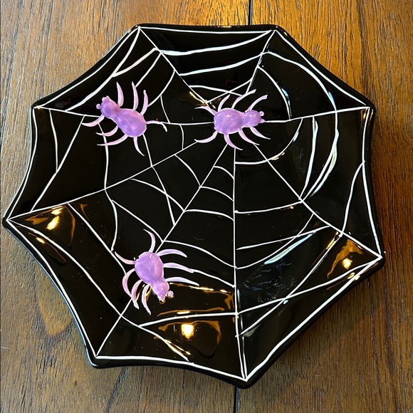 Hausenware Ceramic Web & Spiders by Libby Wilkie 8-inch Plate - 4 available - Picture 1 of 11